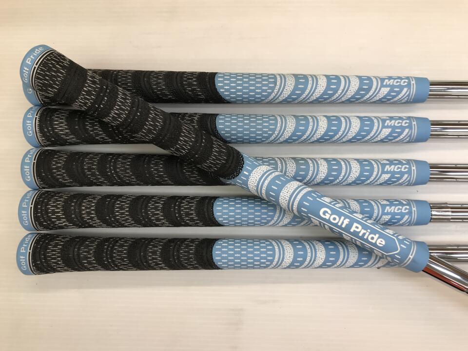 BRIDGESTONE GOLF 221CB Iron Set 6pc (5-PW) Dynamic Gold 95 (Reshafted) Flex R300 (Pre-owned)
