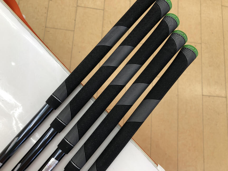 Callaway ELYTE MAX FAST Iron Set 5pc (6-PW) LIN-Q GREEN 40 for Callaway Flex R (Pre-owned)