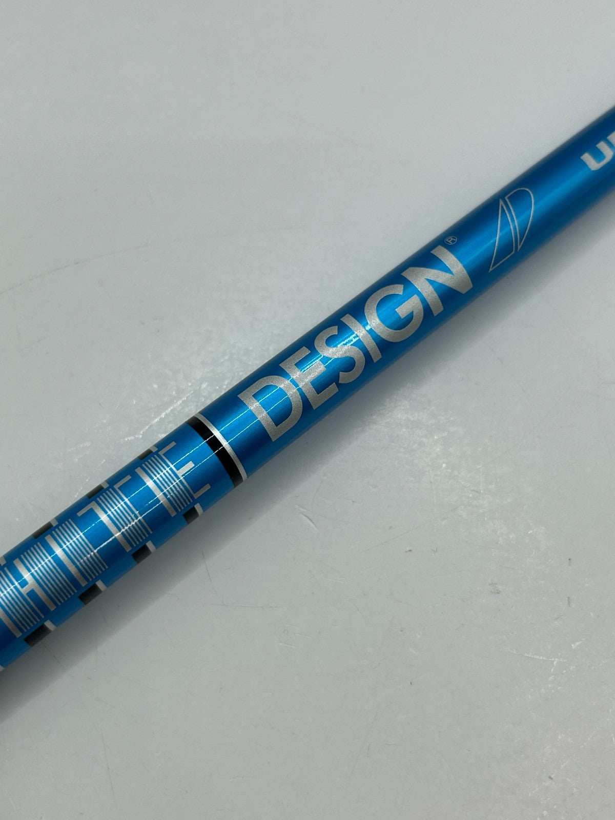 Graphite Design TOUR AD UB 4 R1 Driver Shaft 43.5 in No adapter No grip *24552