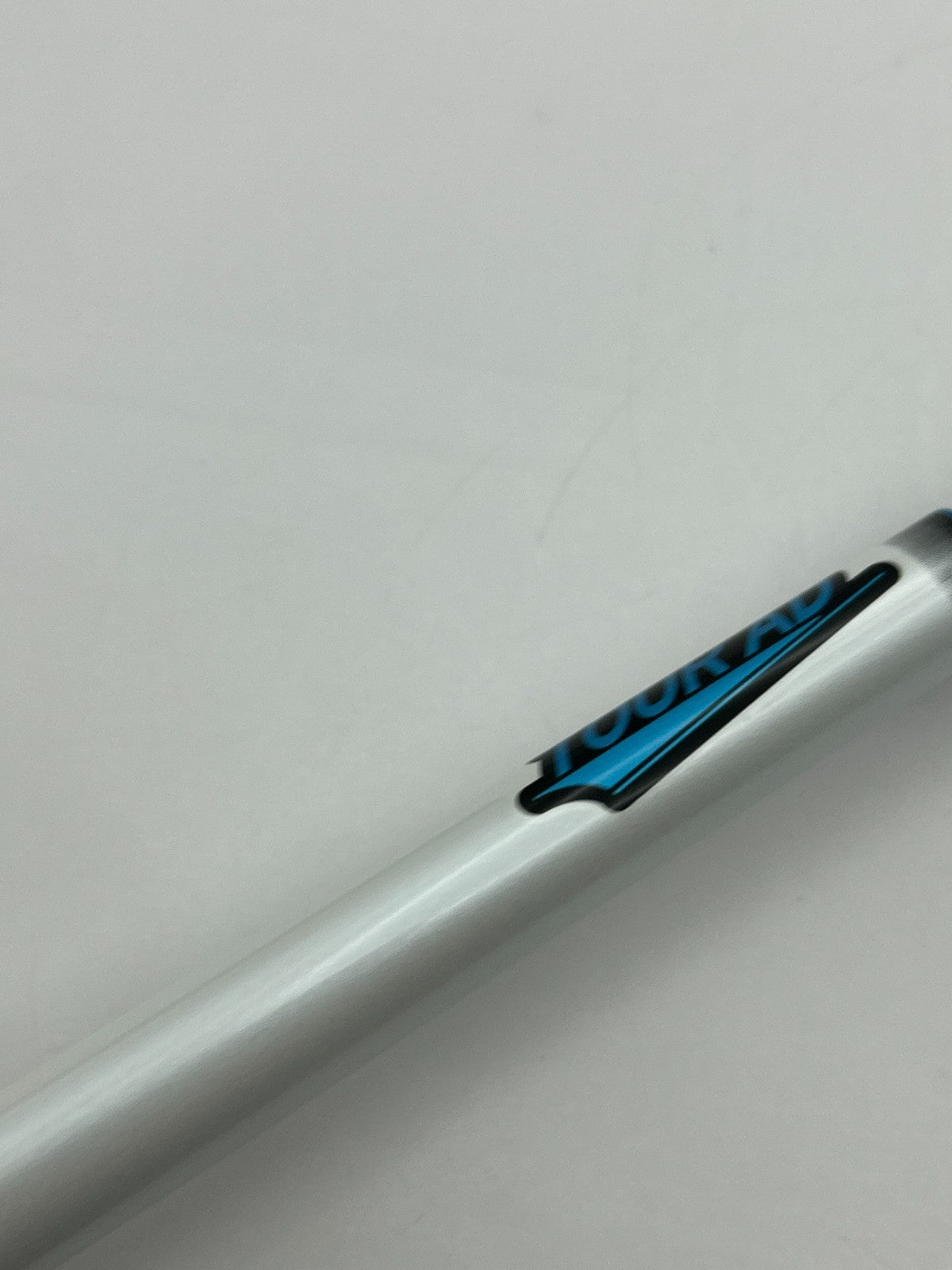 Graphite Design TOUR AD HD 5 Stiff Driver Shaft 43.875 in Cobra Adapter *241511