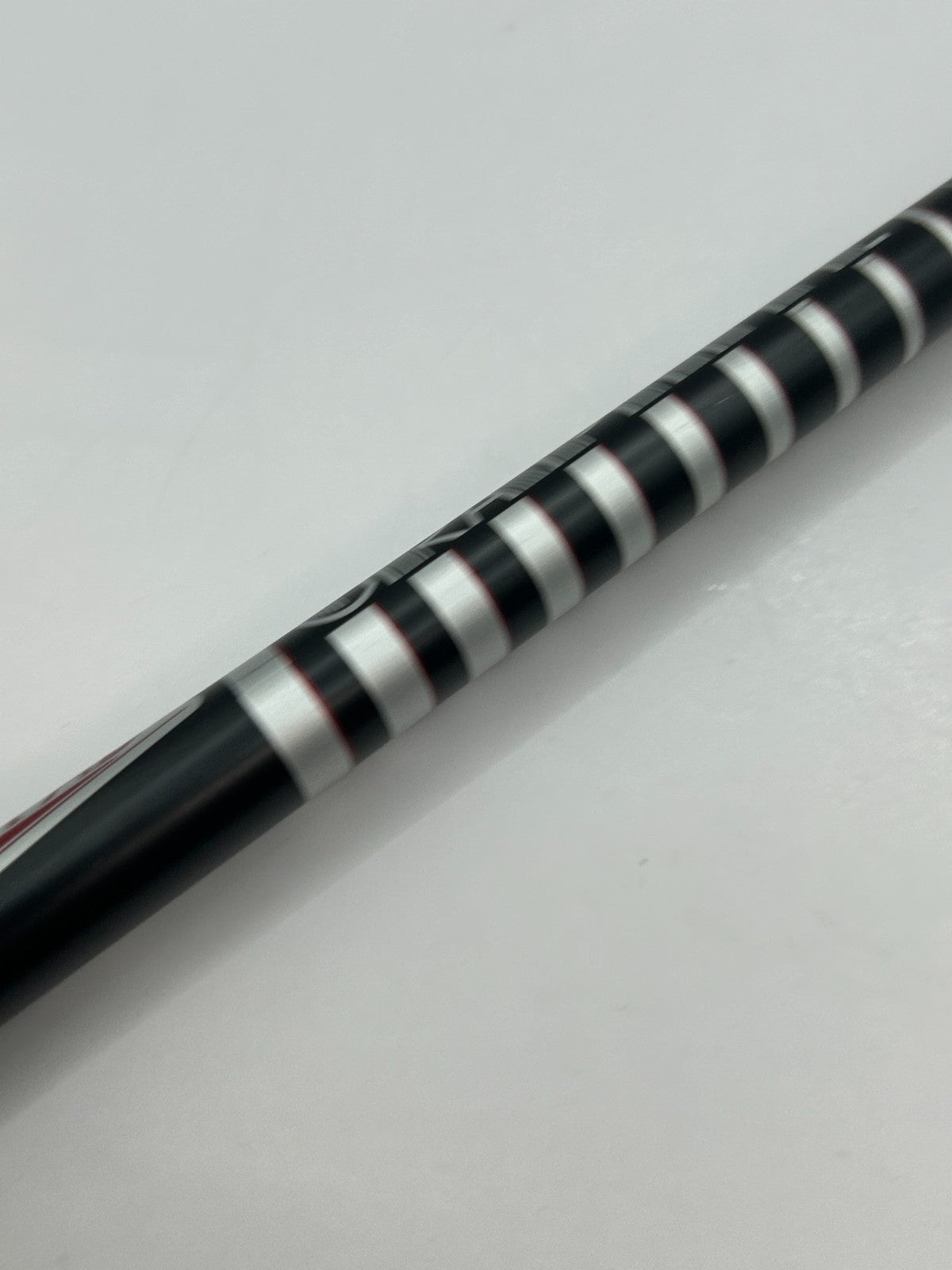 Graphite Design TOUR AD XC 5 Stiff Driver Shaft 43.5 in No adapter No grip *245910