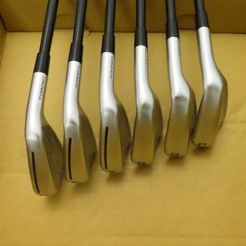 TaylorMade P770 2023 Iron Set 5 PW 6 Clubs Diamana Thump i95 S RH Used6