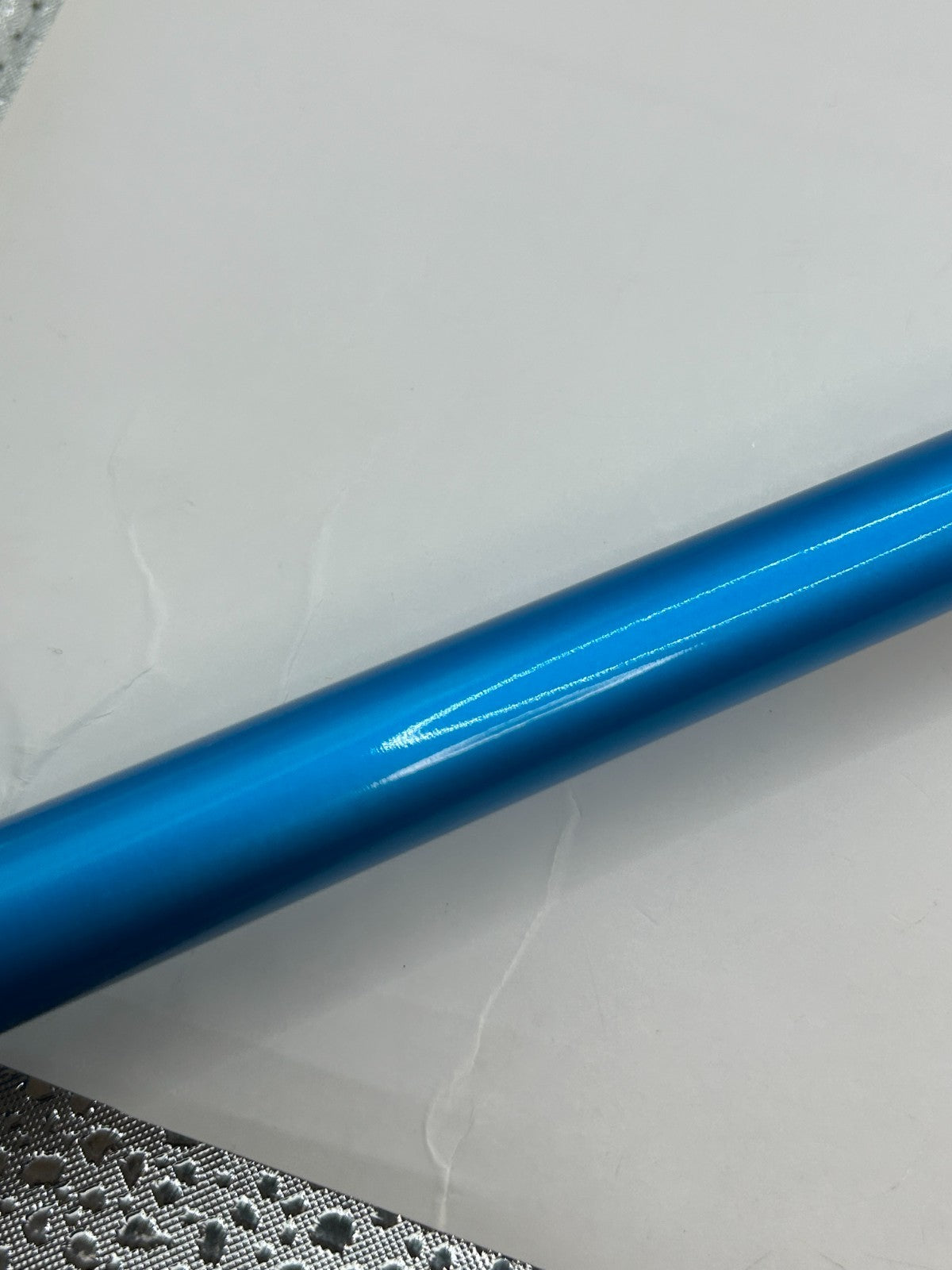 Graphite Design TOUR AD UB 4 R1 Driver Shaft 43.5 in No adapter No grip *24555