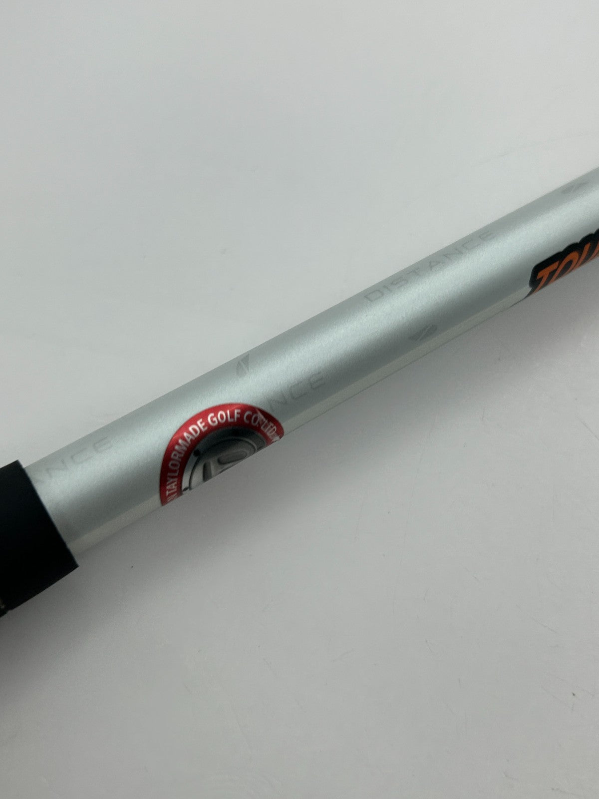 Graphite Design TOUR AD IZ-6 Stiff Driver Shaft 44 in TaylorMade adapter *22355