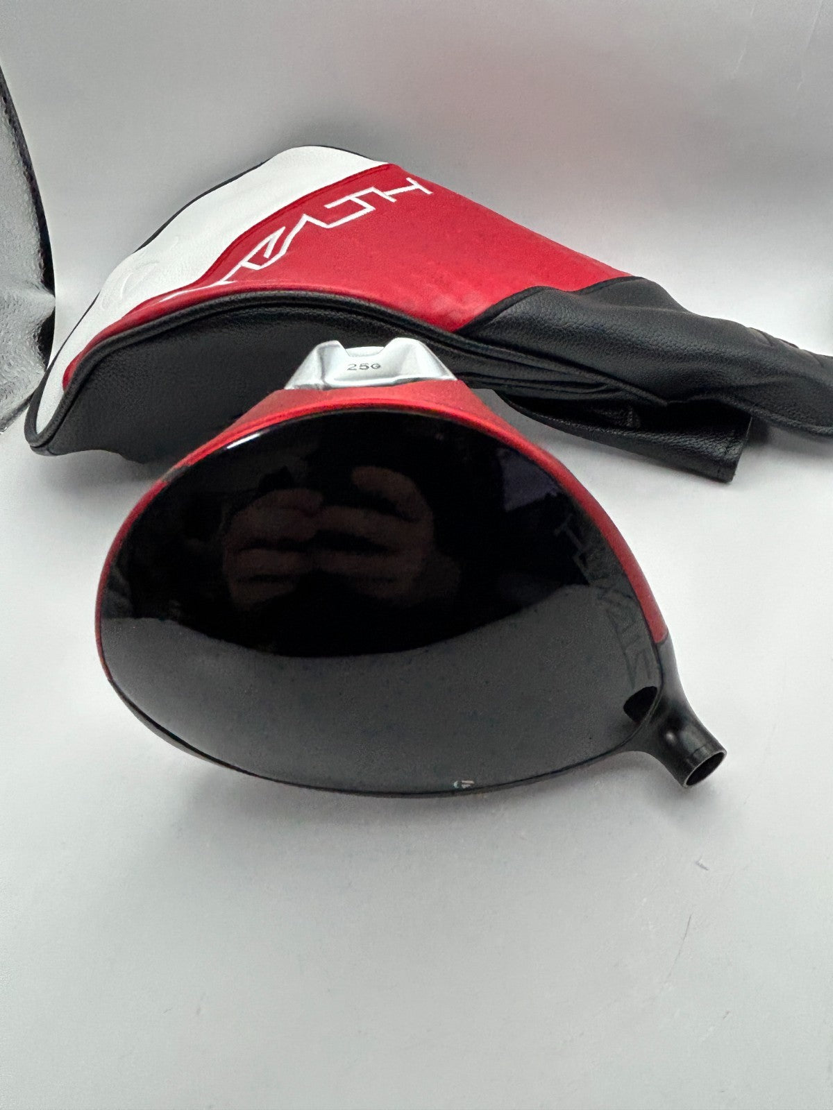 Taylormade Stealth2 9.0 driver head only with head cover Right Handed 255814