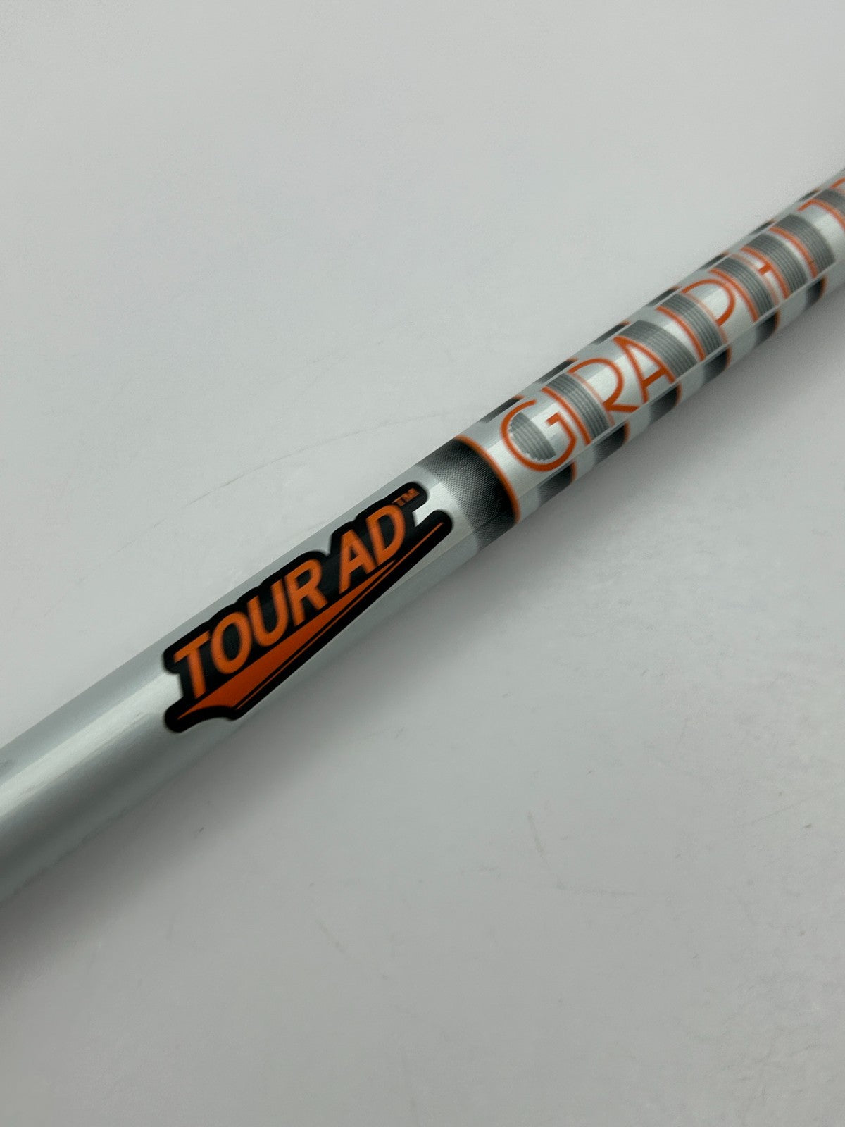 Graphite Design TOUR AD IZ-6 Stiff Driver Shaft 44 in TaylorMade adapter *22353