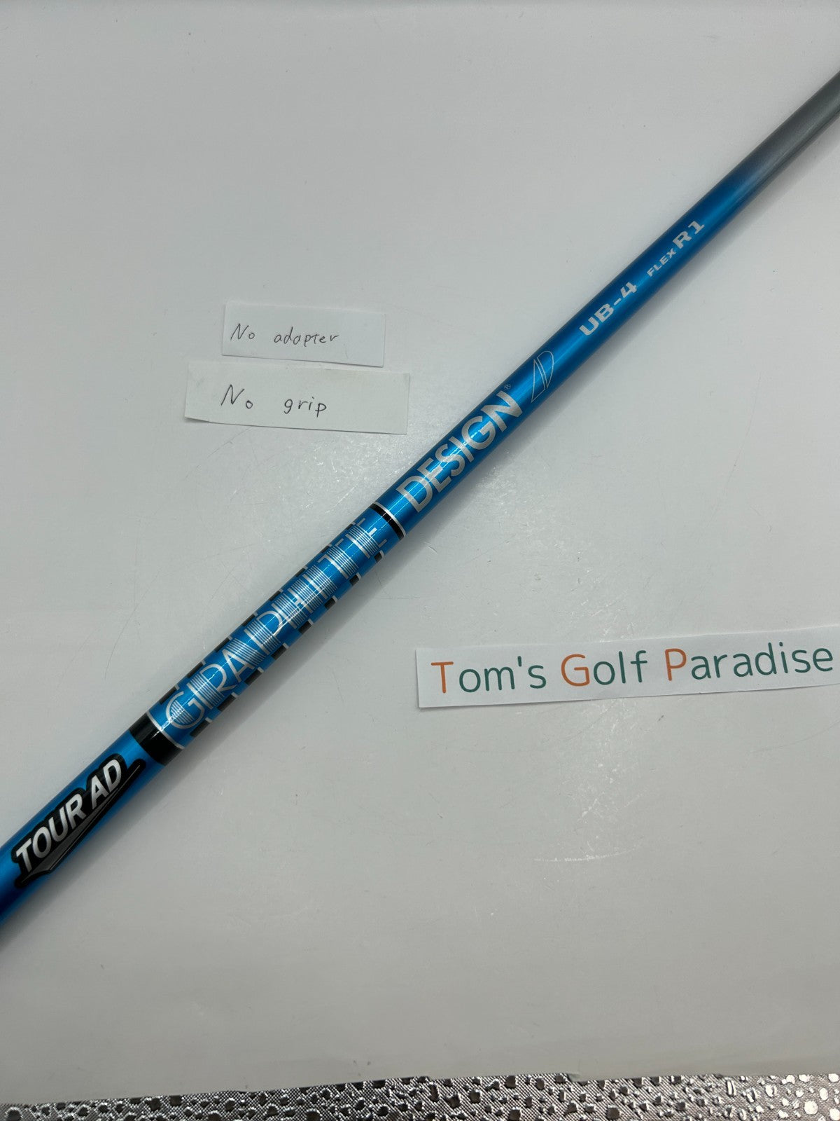 Graphite Design TOUR AD UB 4 R1 Driver Shaft 43.5 in No adapter No grip *24550