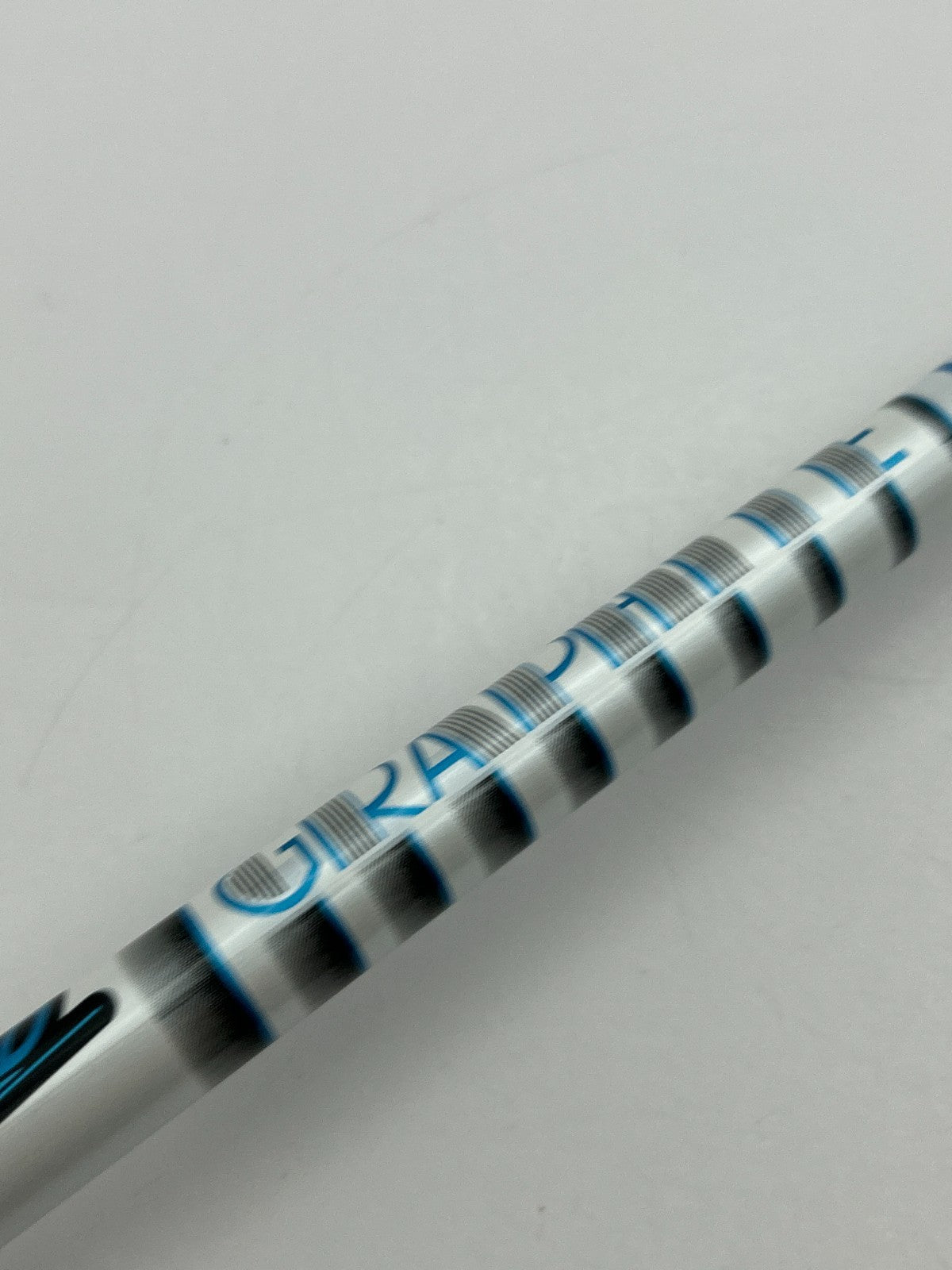 Graphite Design TOUR AD HD 5 Stiff Driver Shaft 43.875 in Cobra Adapter *241510
