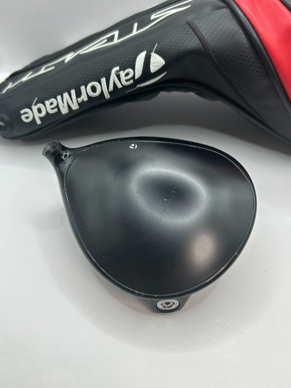 Taylormade Stealth 9.0 driver head with head cover right handed from japan 362512