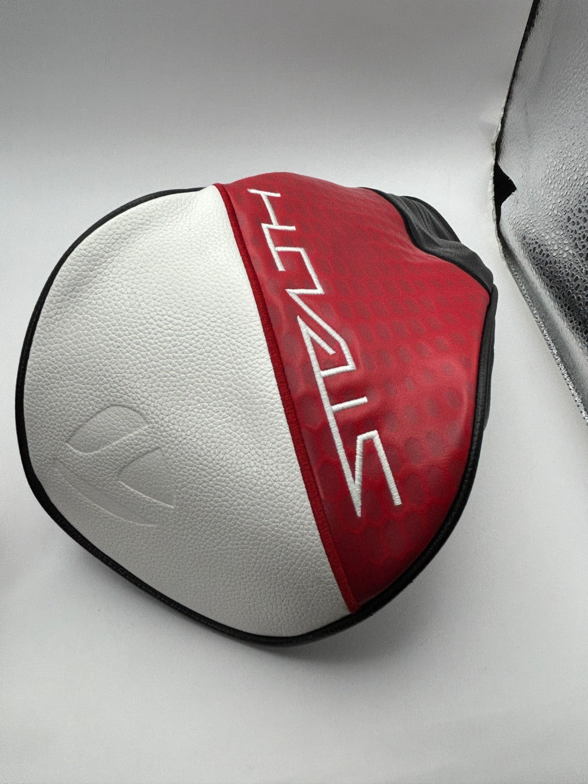 Taylormade Stealth2 9.0 driver head only with head cover Right Handed 336622