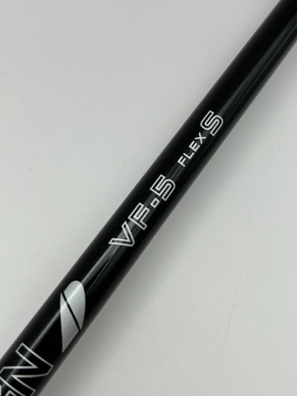 Graphite Design TOUR AD VF-5 Stiff Driver Shaft 44.125 in Callaway adapter *10071