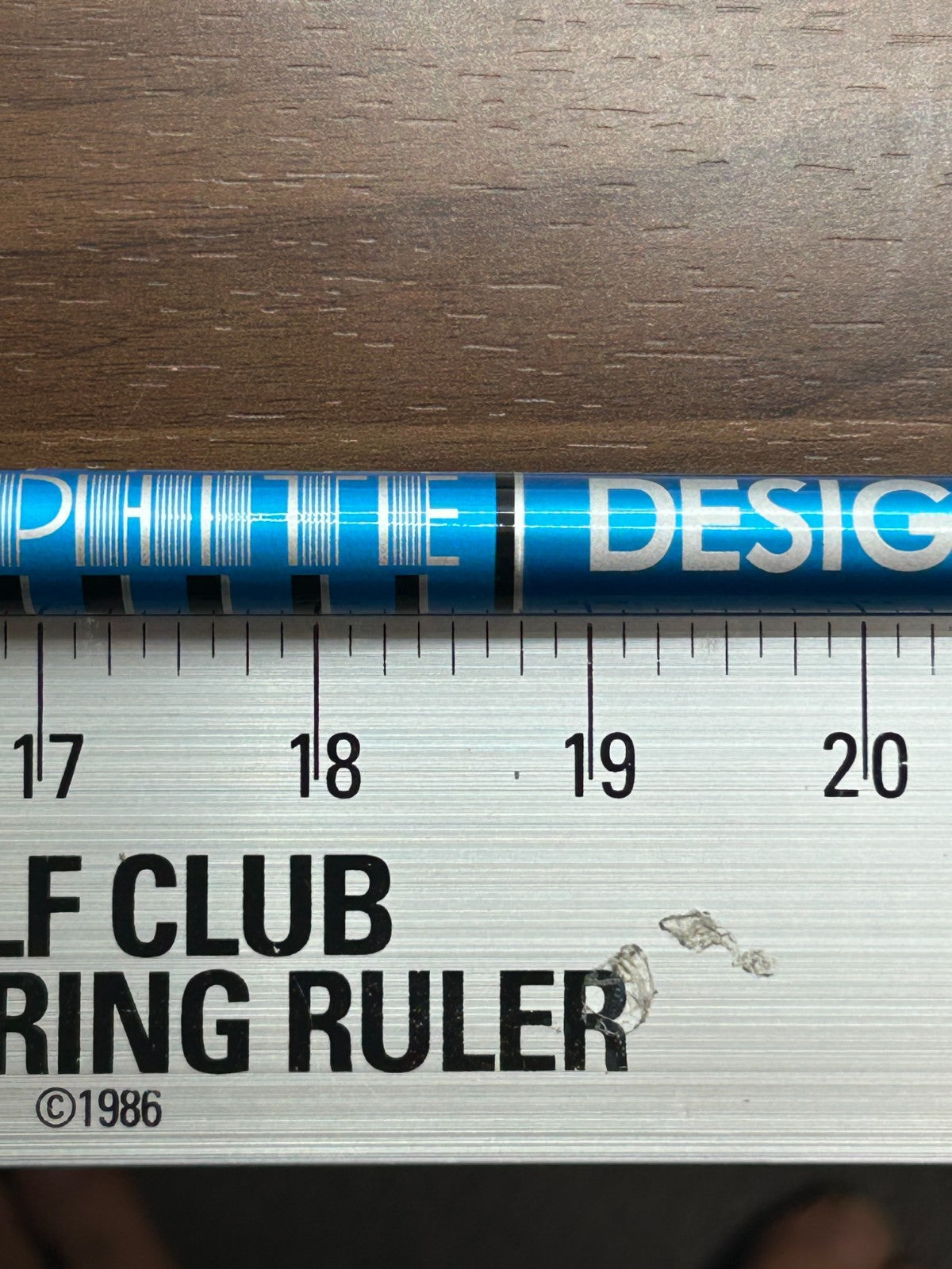 Graphite Design TOUR AD UB 4 R1 Driver Shaft 43.5 in No adapter No grip *245522