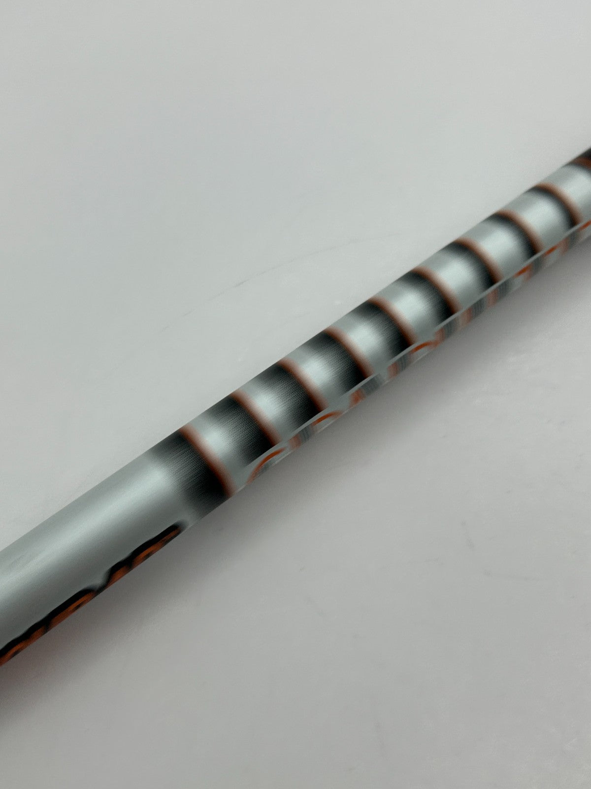 Graphite Design TOUR AD IZ-6 Stiff Driver Shaft 44 in TaylorMade adapter *22356