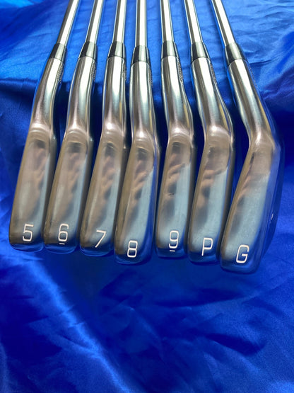 Mizuno Pro 245 Forged Iron Set 5 PW,G 7pcs Dynamic Gold 95 S200 RH 40141