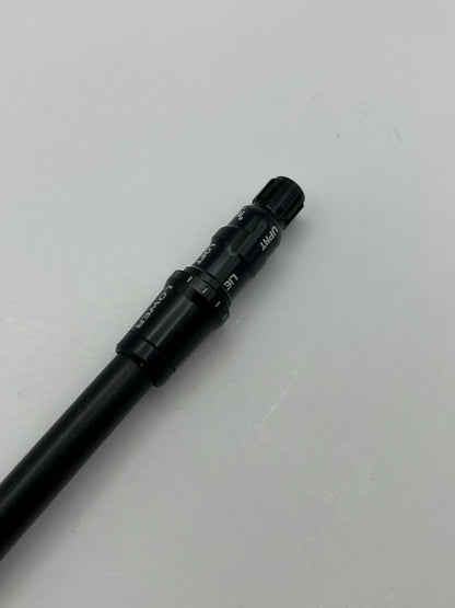 Graphite Design TOUR AD IZ-6 Stiff Driver Shaft 44 in TaylorMade adapter *223516