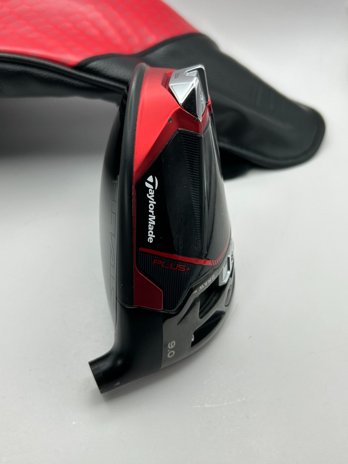 Taylormade Stealth2 9.0 driver head only with head cover Right Handed 336612