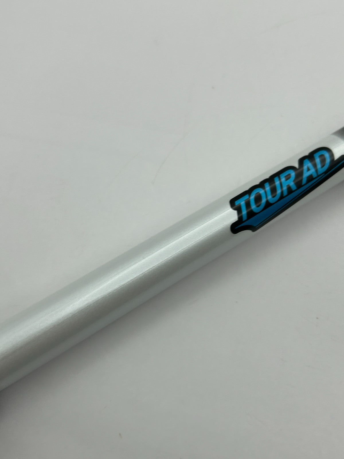 Graphite Design TOUR AD HD 5 Stiff Driver Shaft 43.875 in Cobra Adapter *24154