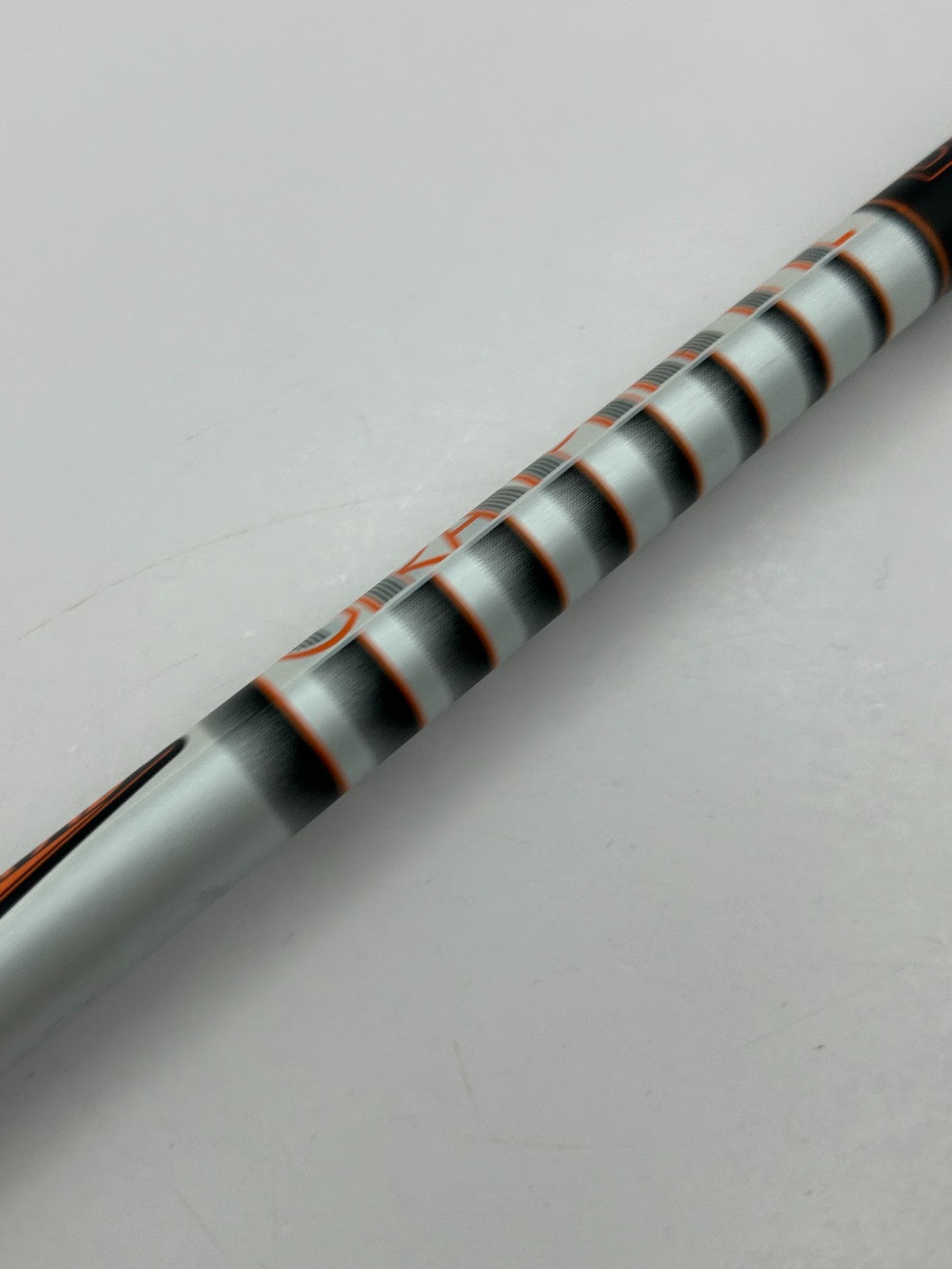 Graphite Design TOUR AD IZ-6 Stiff Driver Shaft 44 in TaylorMade adapter *223510