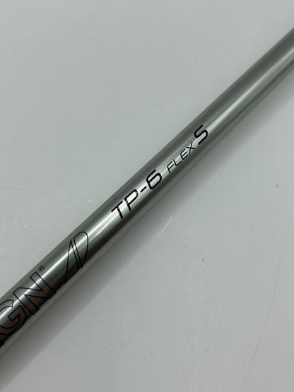 Graphite Design TOUR AD TP-6 Stiff Driver Shaft 44 in TaylorMade adapter *24361