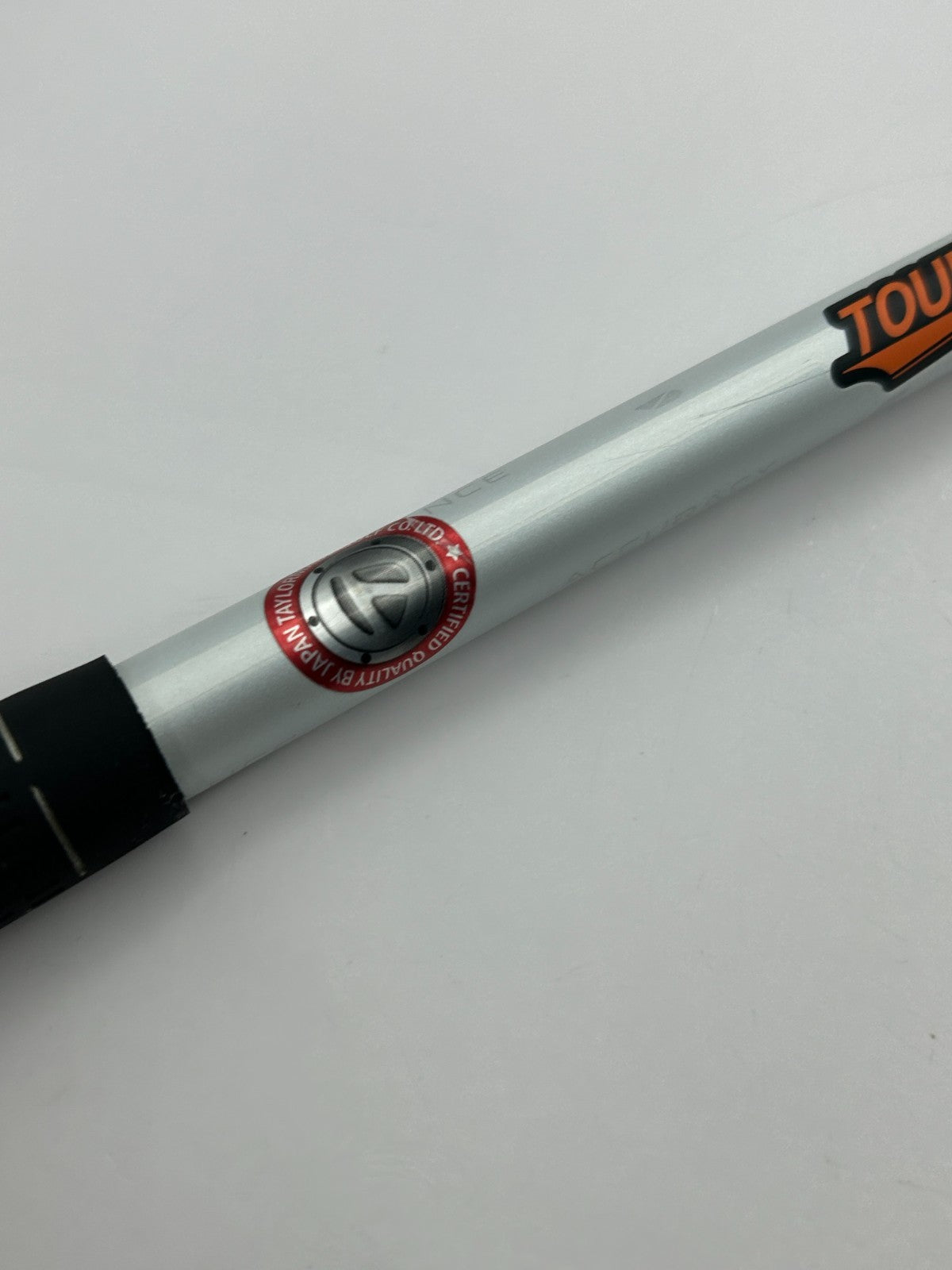 Graphite Design TOUR AD IZ-6 Stiff Driver Shaft 44 in TaylorMade adapter *22354