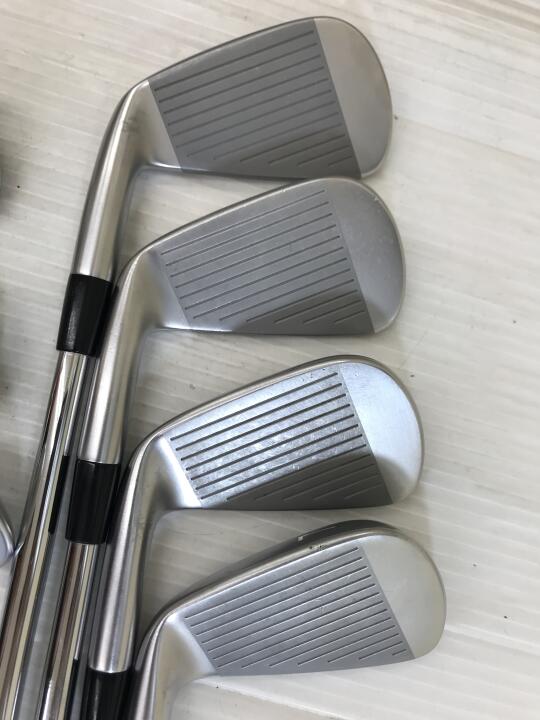 MIZUNO JPX 923 TOUR Iron Set 7pc (4-PW) Dynamic Gold 120 Flex S200 (Pre-owned)