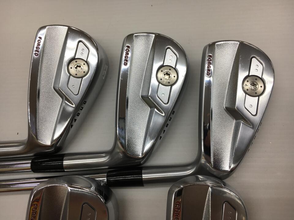GLOBERIDE ONOFF FORGED KURO 2026 Iron Set 5pc (6-PW) KBS TOUR-V 110 (Reshafted) Flex S (Pre-owned)