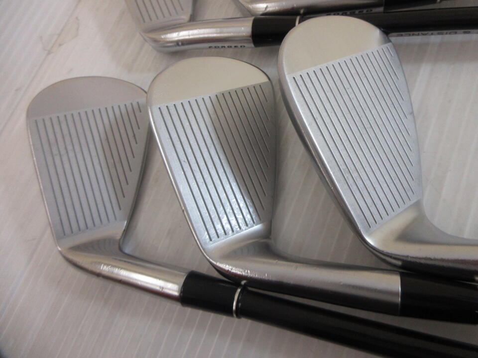 SRIXON ZX5 Mk2 Iron Set 6pc (6-AW) TourAD AD-75 (Reshafted) Flex S (Pre-owned)