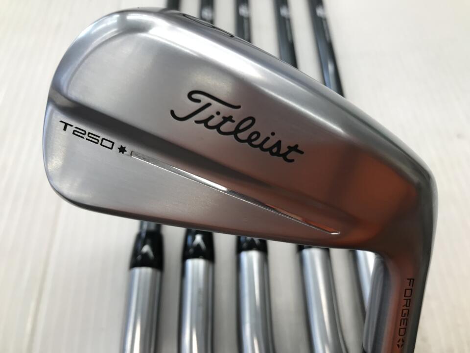 Titleist T250 LAUNCH SPEC 2025 Iron Set 6pc (5-PW) MITSUBISHI MMT Red 55 Flex R-3 (Pre-owned)
