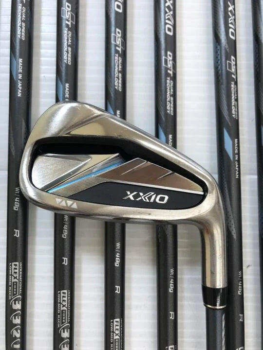XXIO 14 Iron Set 8pc (5-SW) MP1400 Flex R (Pre-owned)