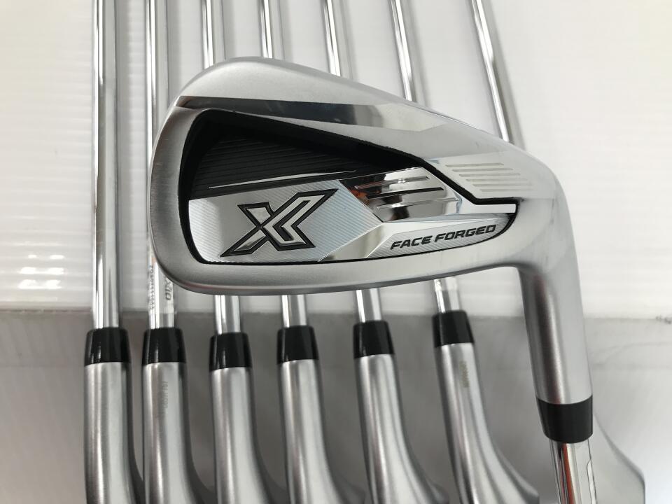 XXIO X-eks- 2024 Iron Set 8pc (5-SW) Dynamic Gold 95 Flex S200 (Pre-owned)