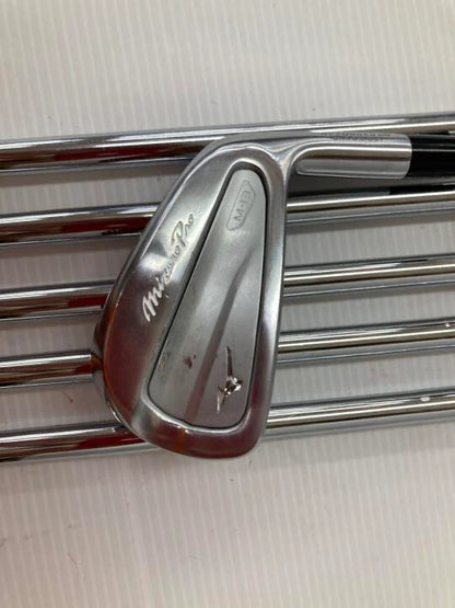 MIZUNO Pro M-13 Iron Set 6pc (5-PW) Dynamic Gold 105 Flex S200 (Pre-owned)