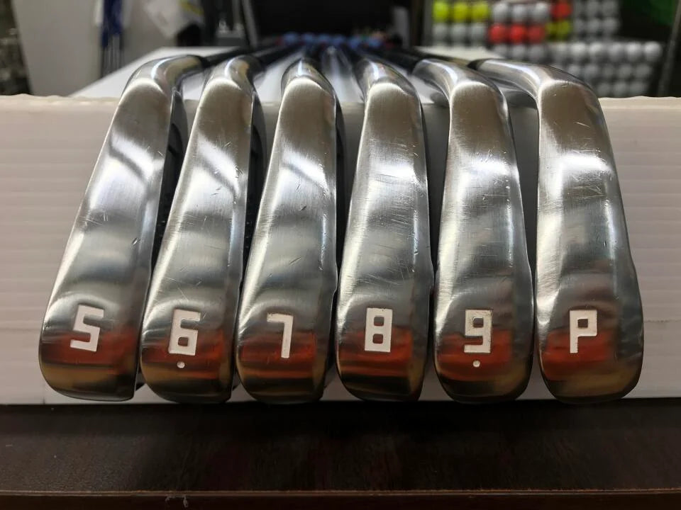 GLOBERIDE ONOFF LABOSPEC RB-247M Iron Set 6pc (5-PW) N.S.PRO MODUS3 (Reshafted) Flex S (Pre-owned)