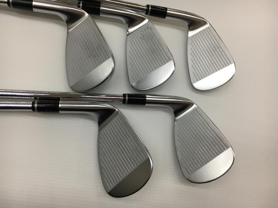 PRGR 04 Iron Set 5pc (7-AW) Spec Steel 3 Ver.2 Flex S (Pre-owned)
