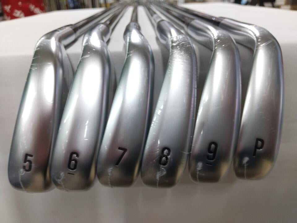 Callaway APEX Ai300 Iron Set 6pc (5-PW) UST recoil DART 6 for Callaway Flex UNI (Pre-owned)
