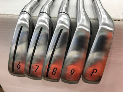 TaylorMade Qi Iron Set 5pc (6-PW) N.S.PRO 820GH Flex S (Pre-owned)