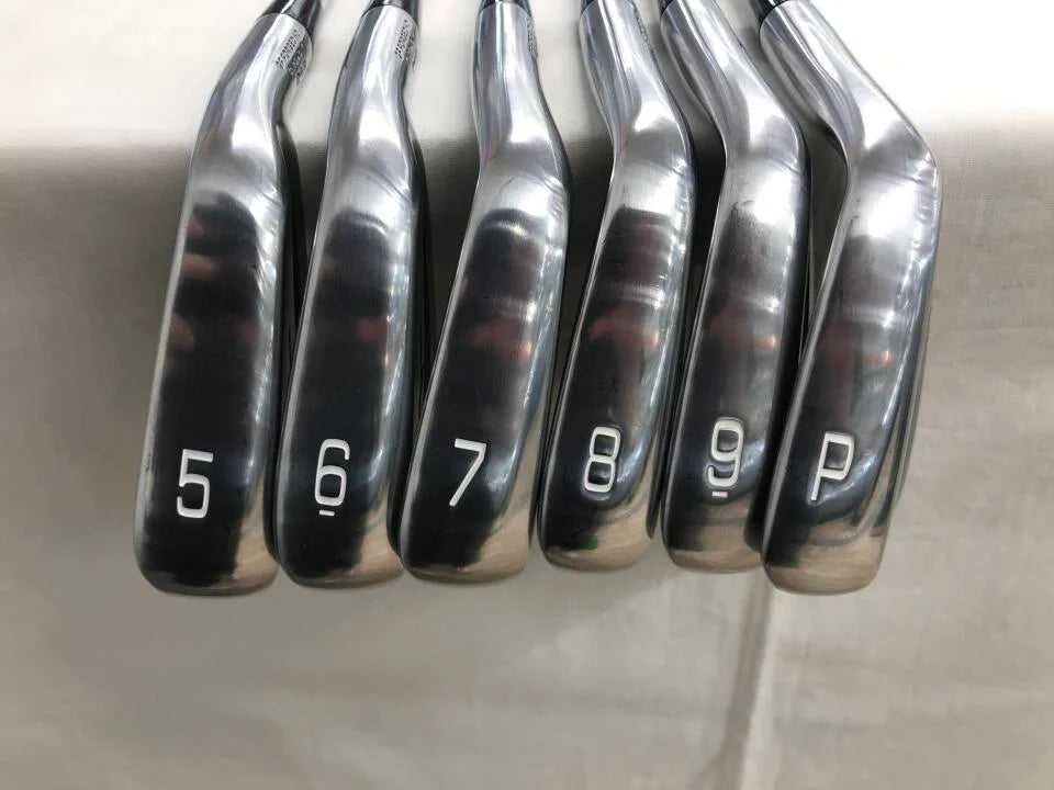 MIZUNO Pro 243 Iron Set 6pc (5-PW) Dynamic Gold 120 Flex S200 (Pre-owned)