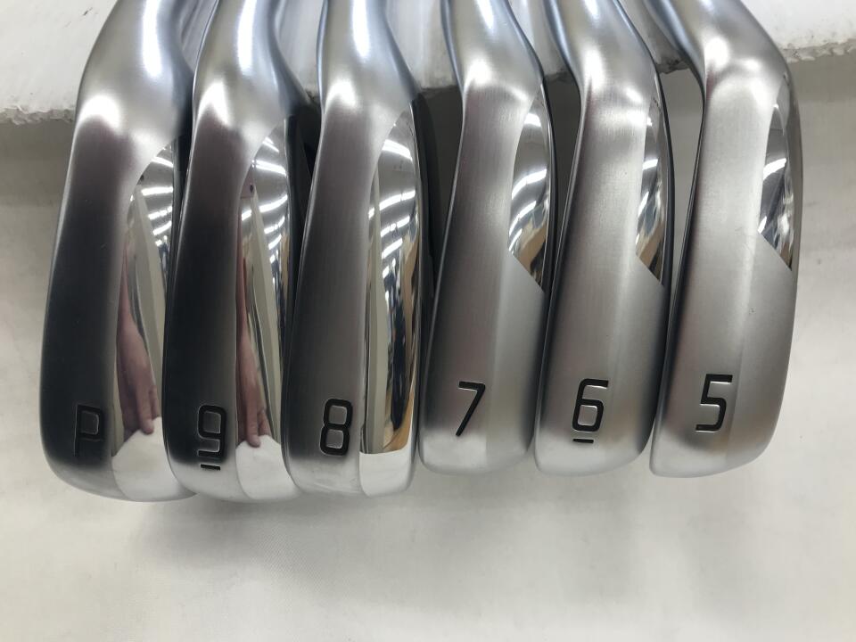 XXIO X-eks- 2024 Iron Set 6pc (5-PW) Dynamic Gold 95 Flex S200 (Pre-owned)