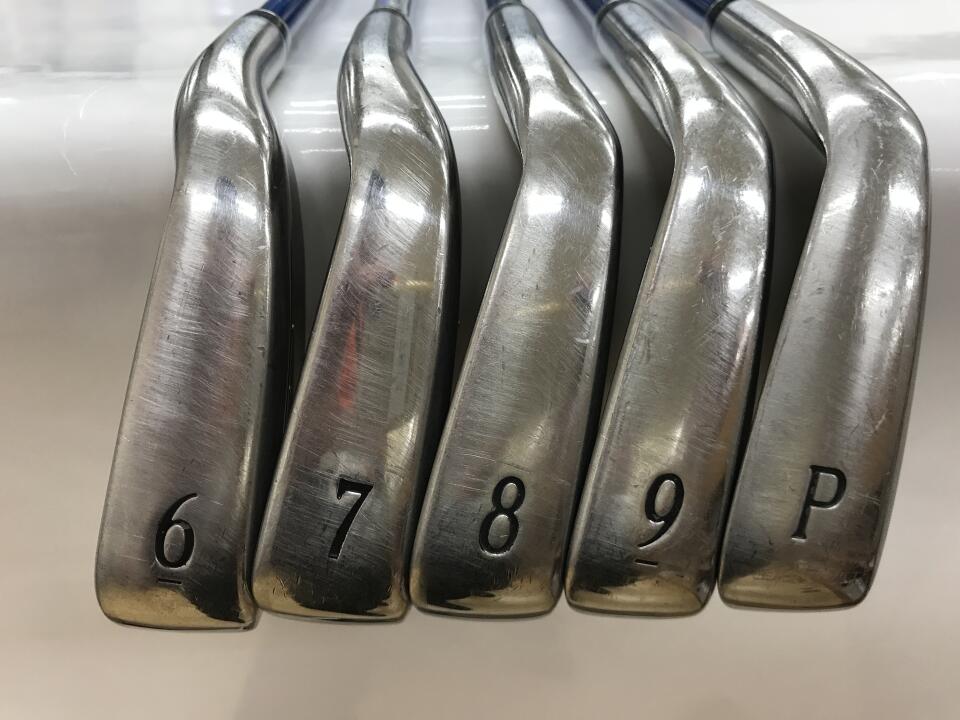 XXIO 13 Iron Set 5pc (6-PW) MP1300 Navy Flex SR (Pre-owned)