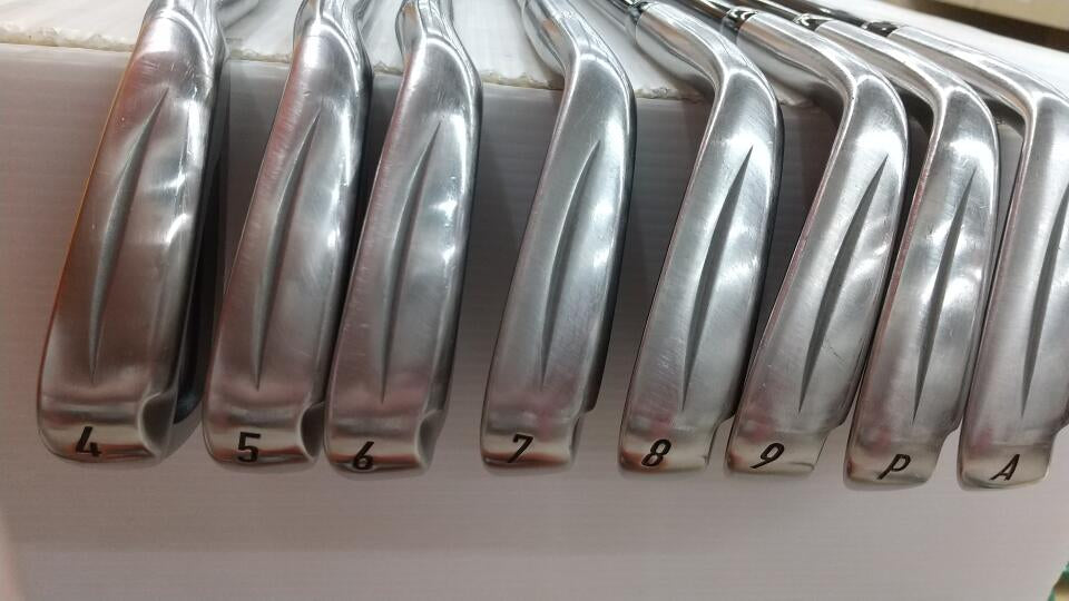 RomaRo Ray TYPE R 2017 Iron Set 8pc (4-AW) RomaRo RJ-TI4 Flex S (Pre-owned)