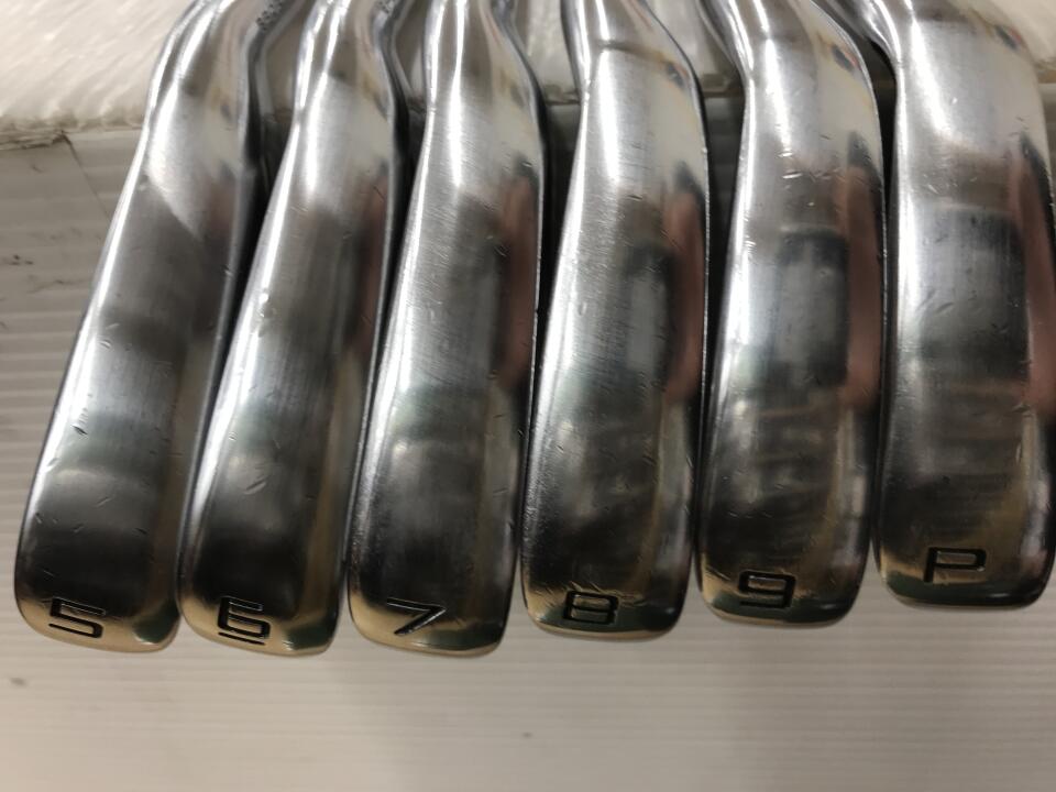 TaylorMade P8CB Iron Set 6pc (5-PW) N.S.PRO MODUS 3 TOUR 105 Flex S (Pre-owned)