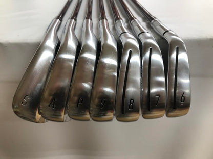 TaylorMade Qi Iron Set 7pc (6-SW) Diamana BLUE TM60 Flex R (Pre-owned)