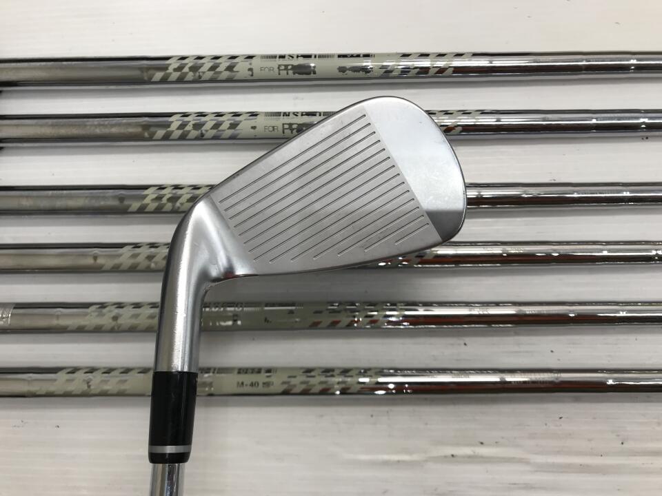 PRGR 04 Iron Set 7pc (5-AW) Spec Steel 3 Ver.2 Flex M-40 (Pre-owned)
