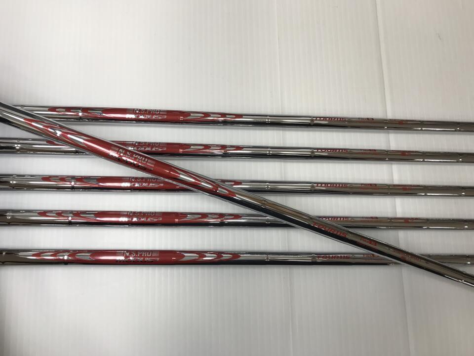 GLOBERIDE ONOFF FORGED KURO 2024 Iron Set 6pc (5-PW) N.S.PRO MODUS 3 TOUR 115 Flex S (Pre-owned)