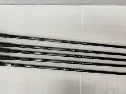 PRGR 04 Iron Set 5pc (7-AW) MCI for PRGR (04 IRON) Flex SR (Pre-owned)
