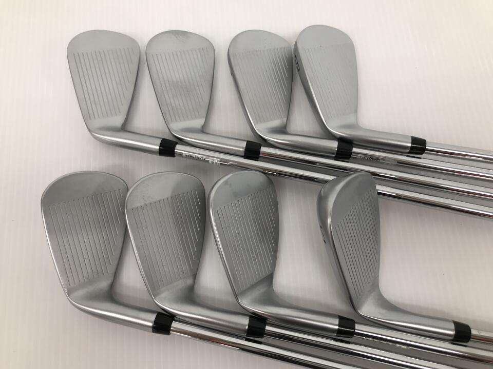 XXIO X-eks- 2024 Iron Set 8pc (5-SW) Dynamic Gold 95 Flex S200 (Pre-owned)