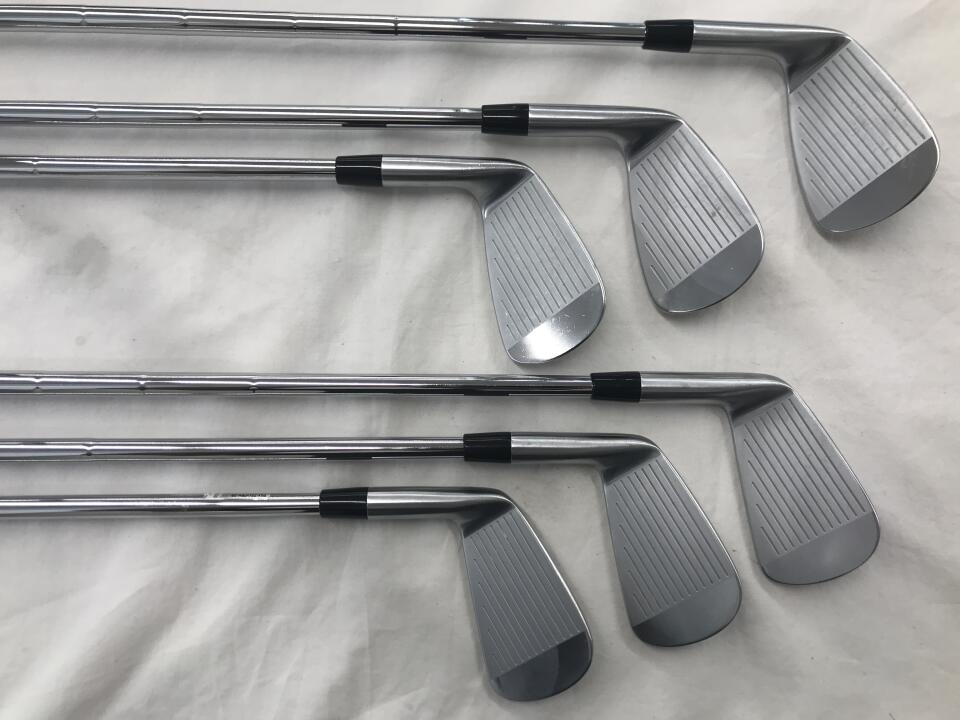 BRIDGESTONE GOLF B-Limited 220MB Iron Set 6pc (5-PW) Dynamic Gold EXTOUR ISSUE (Reshafted) Flex X100 (Pre-owned)