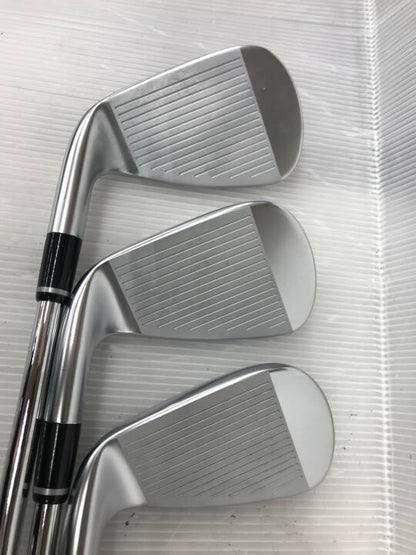 PRGR 04 Iron Set 5pc (7-AW) Spec Steel 3 Ver.2 Flex S (Pre-owned)