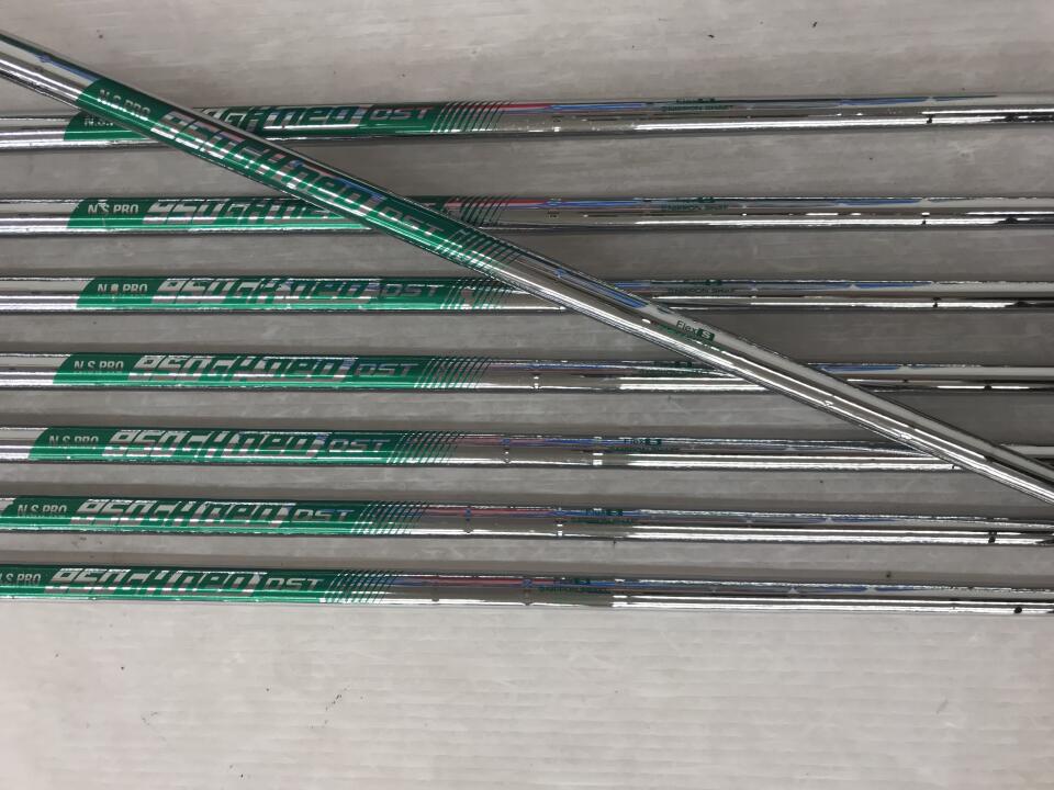 XXIO X-eks- 2022 Iron Set 8pc (5-SW) N.S.PRO 950GH neo DST Flex S (Pre-owned)