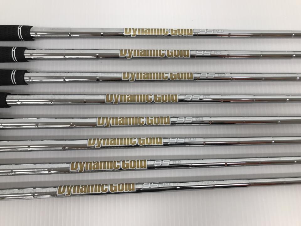 XXIO X-eks- 2024 Iron Set 8pc (5-SW) Dynamic Gold 95 Flex S200 (Pre-owned)