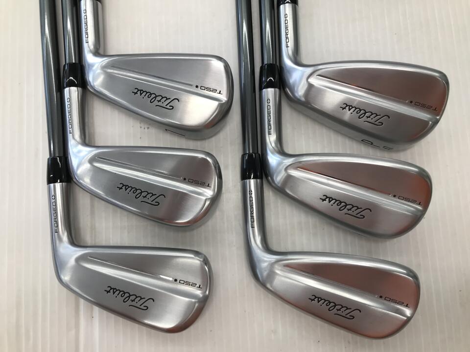 Titleist T250 LAUNCH SPEC 2025 Iron Set 6pc (5-PW) MITSUBISHI MMT Red 55 Flex R-3 (Pre-owned)